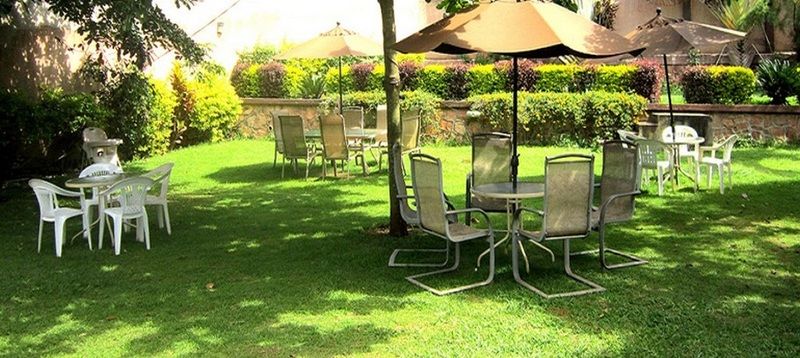 Executive Airport Hotel Entebbe Esterno foto