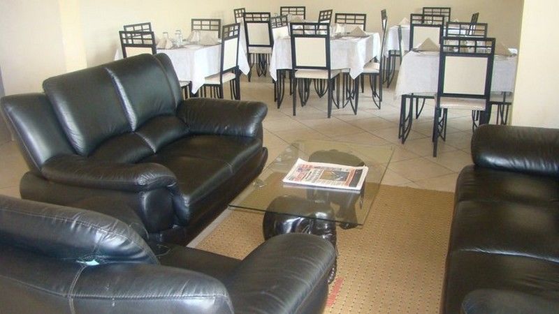 Executive Airport Hotel Entebbe Esterno foto