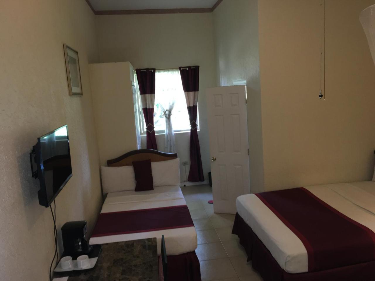 Executive Airport Hotel Entebbe Esterno foto